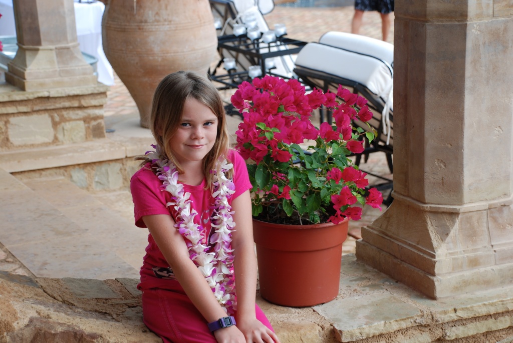 2009/05(May)/LUAU AT ESCONDIDO KYLA & VALE ALONG/2009-05-23-ESCONDIDO LUAU KYLA VALE 01.jpg